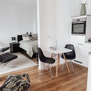 https://burg-9-boardinghouse-plus.topcolognehotels.com