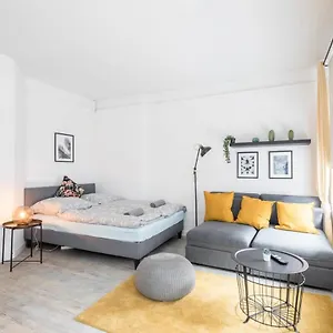 https://two-bedroom-apartment-and-bathrooms.hamburg-hotels-de.com